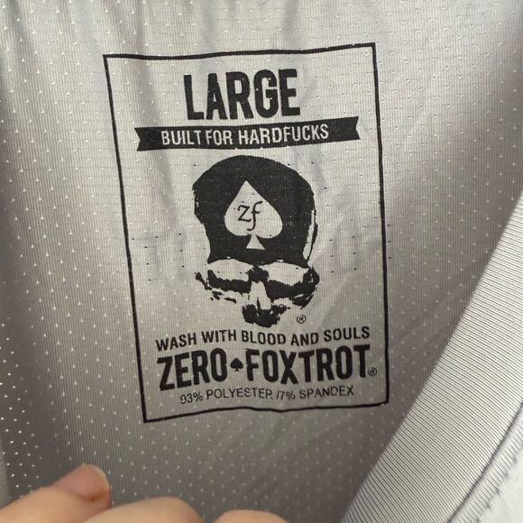 Zero Foxtrot Men’s Large Light Grey Athletic Tank Top - Picture 2 of 4